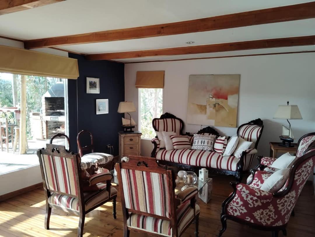 Homestay Con Bano Privado En Parcela Con Piscina Algarrobo