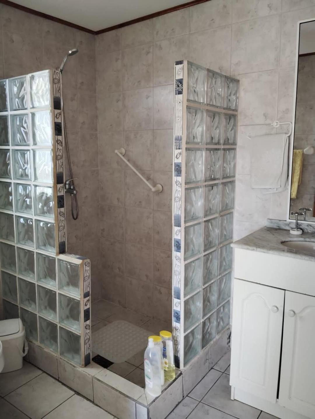 Con Bano Privado En Parcela Con Piscina Homestay Algarrobo